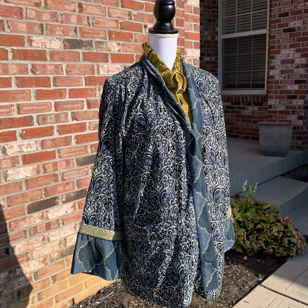 Soft Surroundings Navy and Olive Patterned Blazer